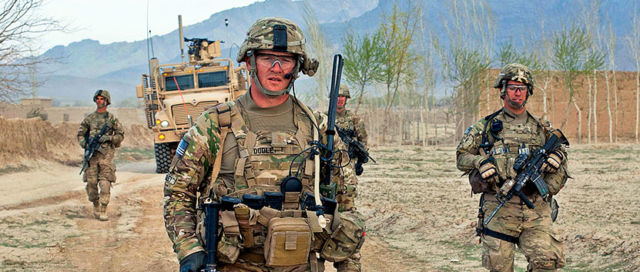 The long-delayed Rifleman Radio and Manpack radio, both JTRS-born, are a product of the Army's manual Manpack and the Small Form-fit (HMS) radio program.
